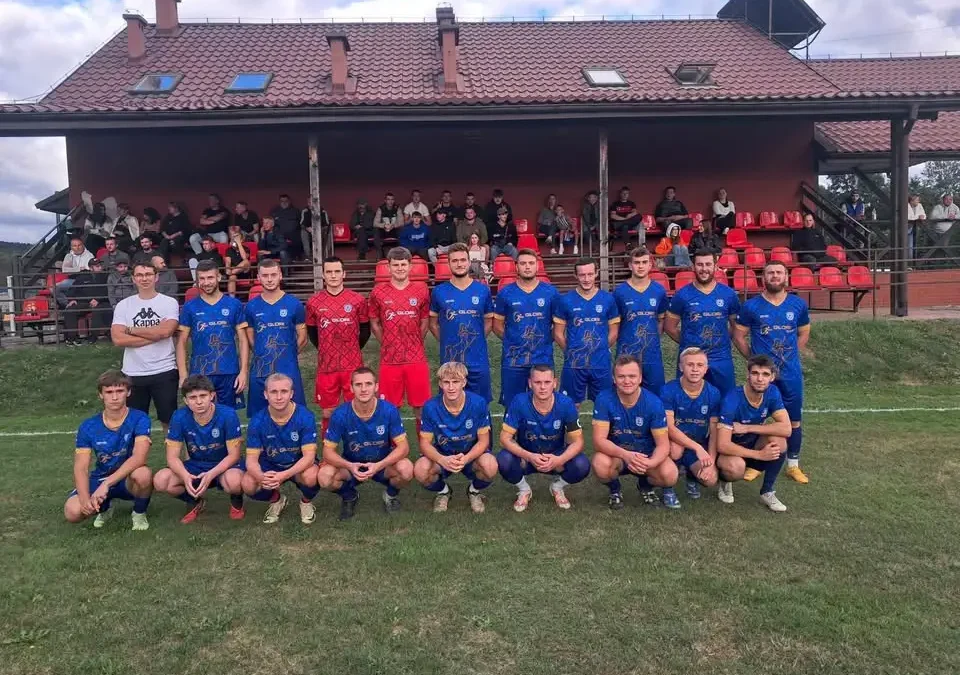 Ostatni mecz sezonu na własnym stadionie – Strzelec Budzów zaprasza na pożegnanie