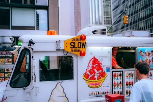 Horror „Ice Cream Man” z napisami PL w CKiF w Suchej Beskidzkiej