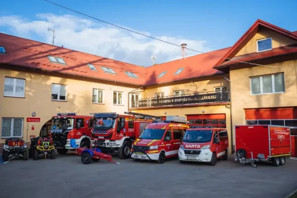 Pożar lasu w Osielcu – działania strażaków z OSP Bystra