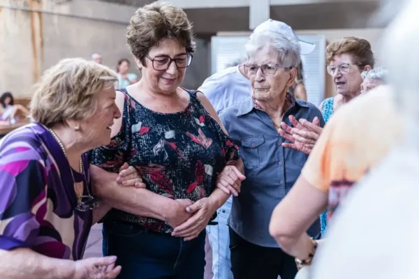 Światowy Dzień Alzheimera w Budzowie – bezpłatne materiały edukacyjne dla mieszkańców